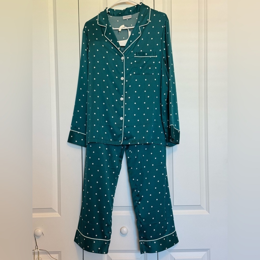 Serenedelicacy pajamas NWOT